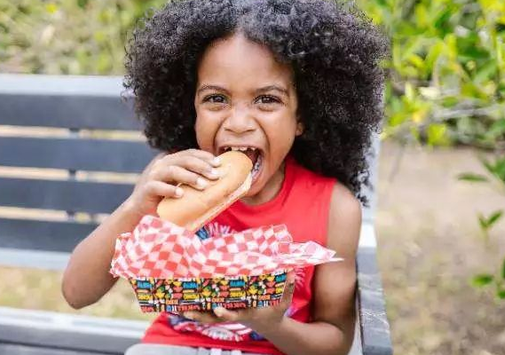 yum yum hotdogs.